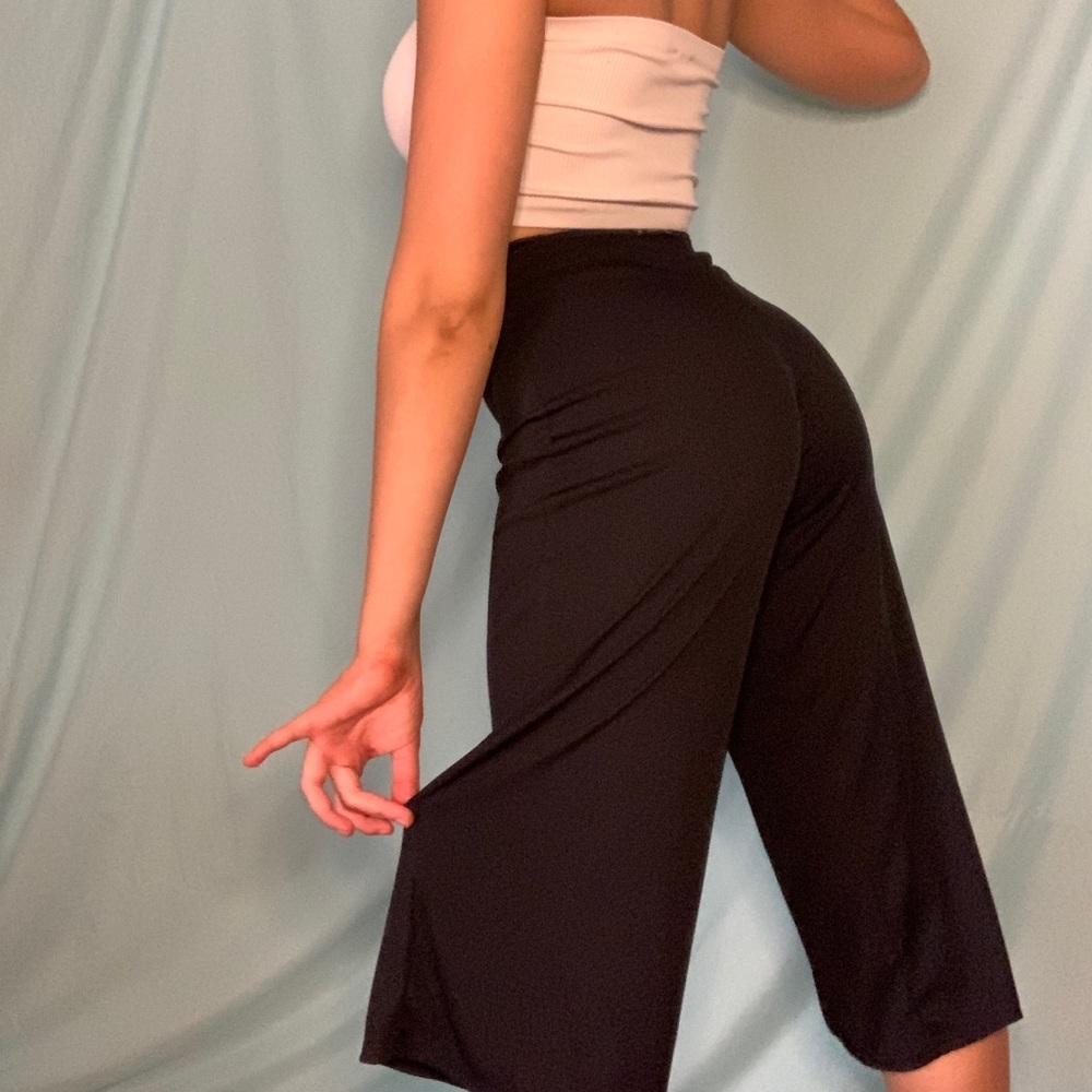 Boohoo Petite Rib Wide Leg Culottes Black